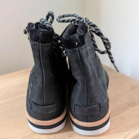 NWOT Sorel Women's Black Lace-Up Boots, Sz 9.5 - Picture 4 of 7